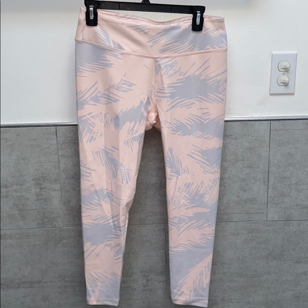 Power hold fabletics leggings